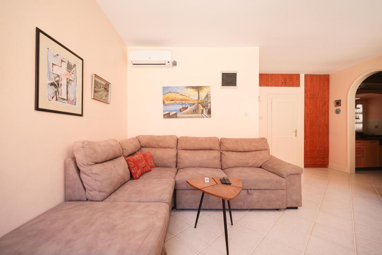 Two Bedroom Apartment In City Center Igor زادار المظهر الخارجي الصورة