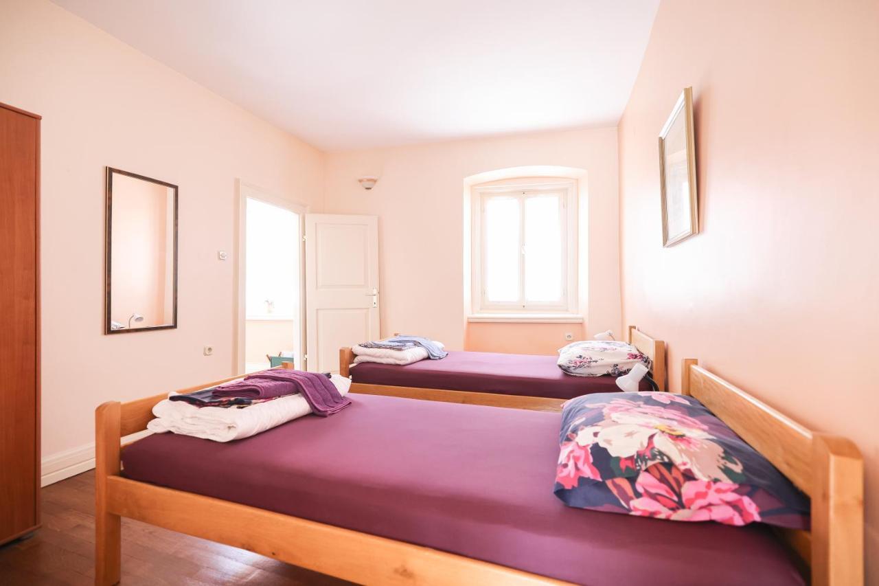 Two Bedroom Apartment In City Center Igor زادار المظهر الخارجي الصورة